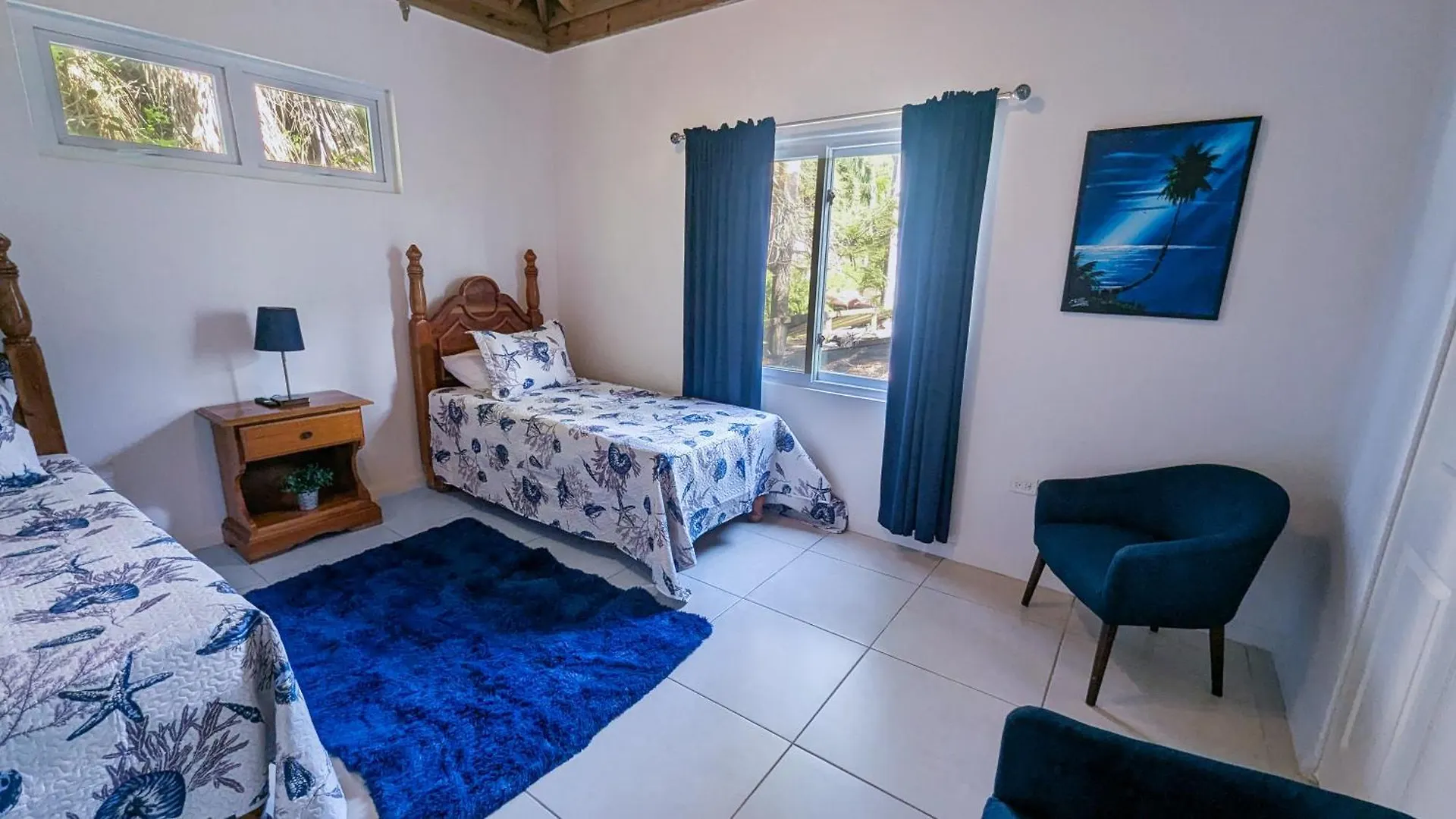 Mobay Las Palmas Montego Bay